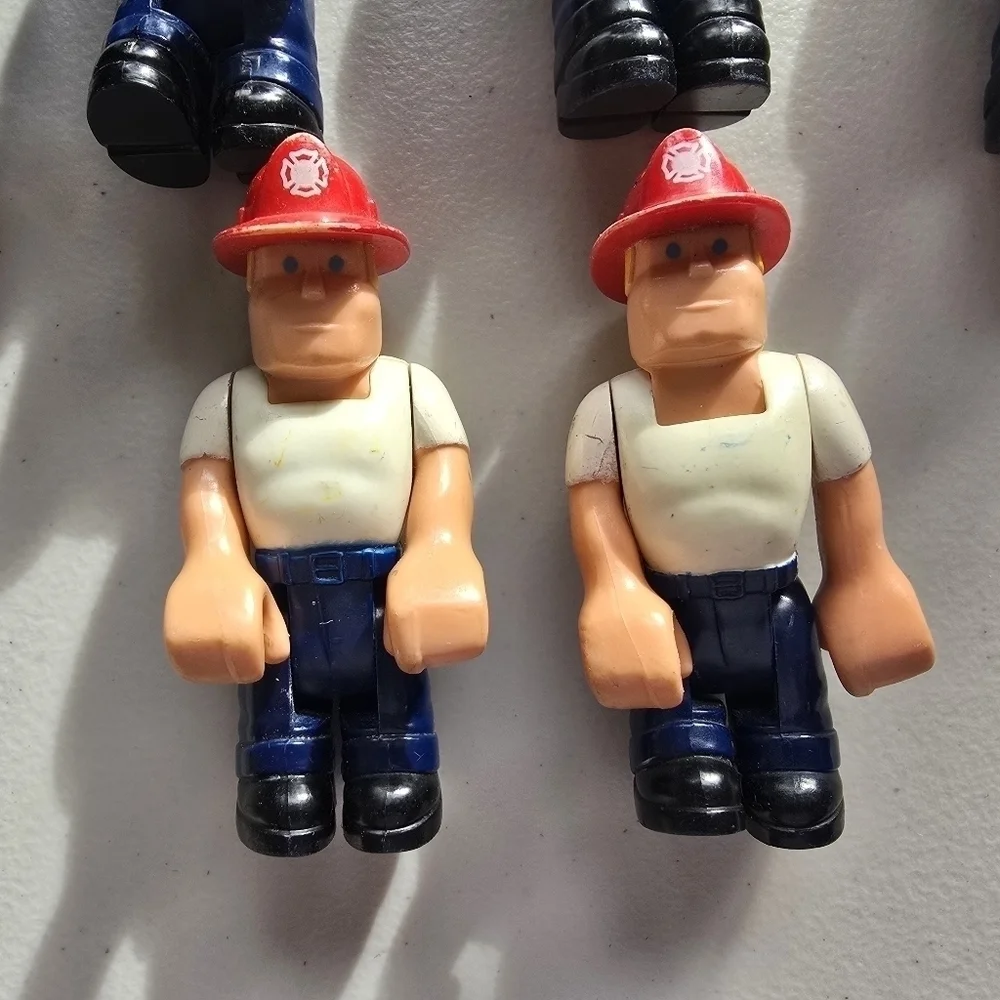 Vintage Fisher Price 2 Police And 4 Fireman Lot.